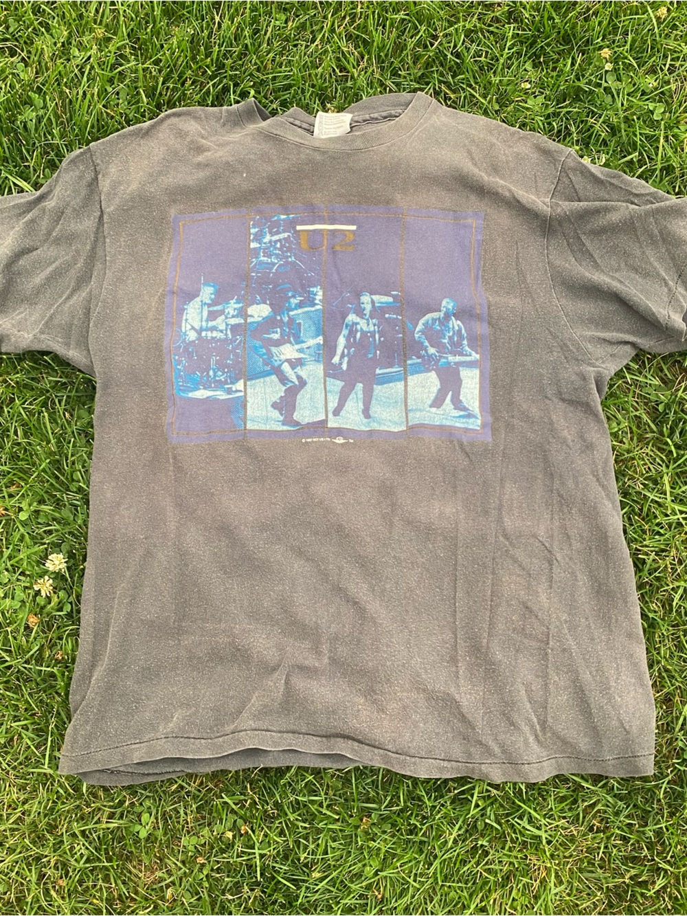 Vintage Graphic U2 1987 Band Tee in Faded Black with Blue Print